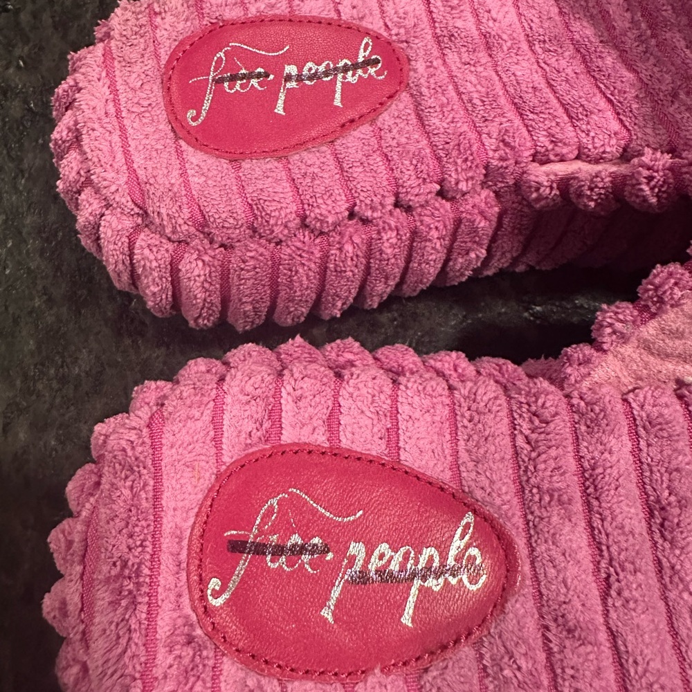 Free people platform slippers. Only worn a few times - Picture 2 of 4